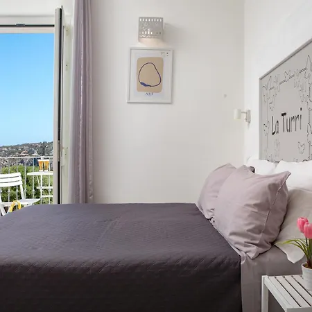 Isa - & 3* Santa Teresa Gallura